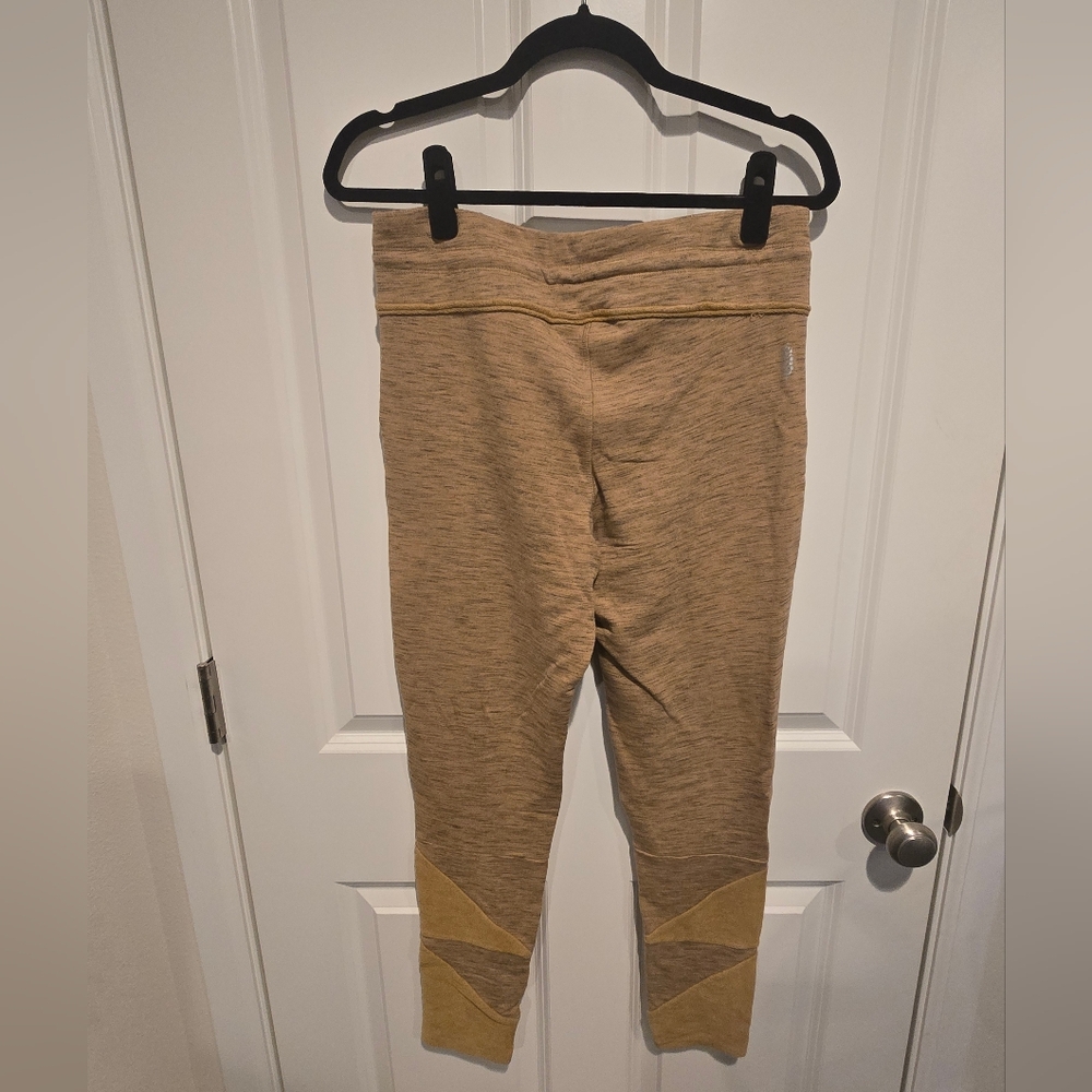 Free People Movement Jogger. Size L. GUC. - Picture 2 of 3